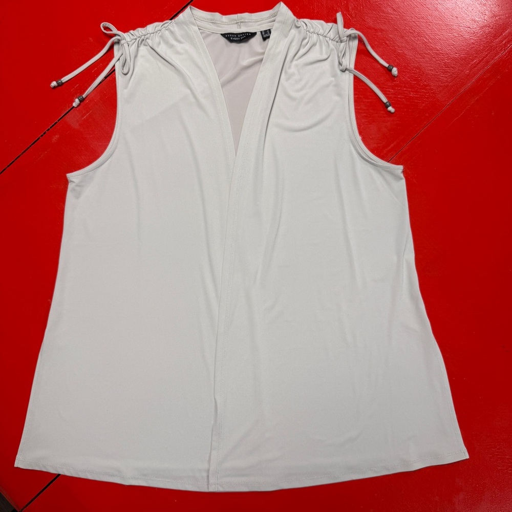 SUSAN GRAVER EVERYDAY LIGHT TAN BEIGE VEST CARDIGAN SLEEVELESS TIES